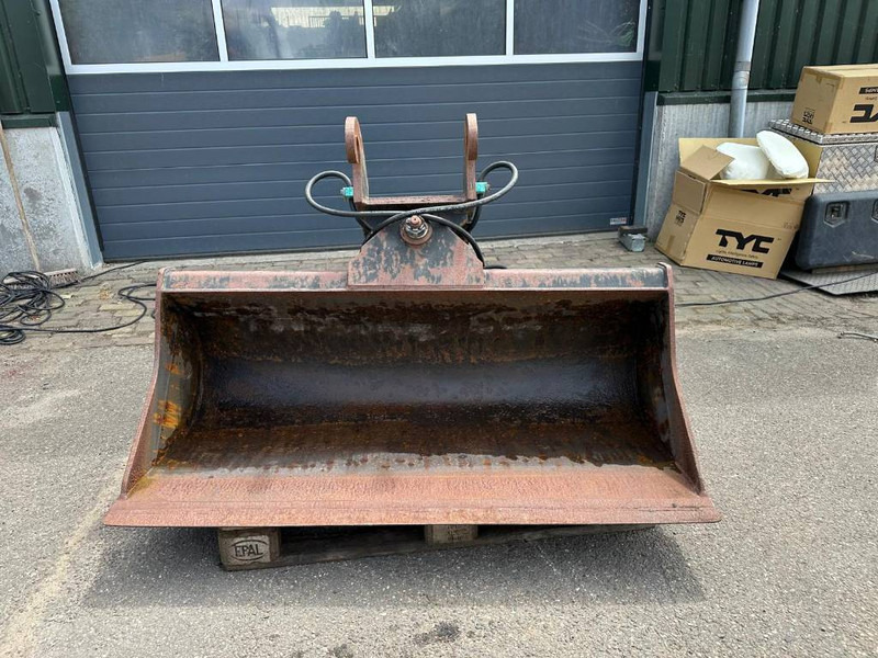 Pladdet CW10 tilt bucket / schwenklöffel / kantelbak - Корпа за Градежна машина: слика 3 Pladdet CW10 tilt bucket / schwenklöffel / kantelbak - Корпа за Градежна машина: слика 3