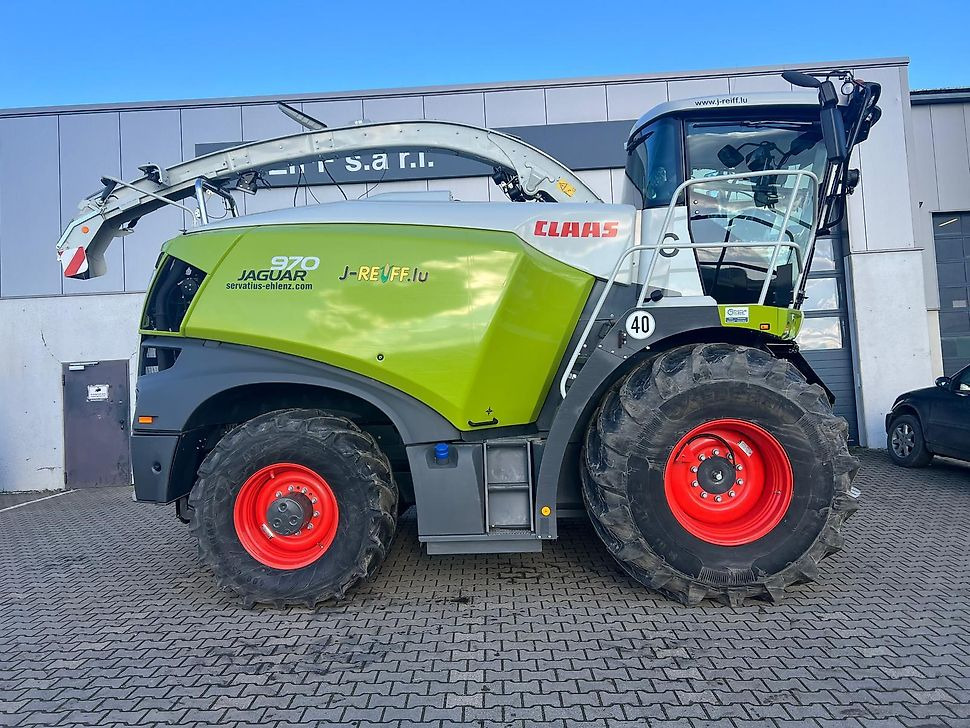 J.Reiff Sarl
Herr Stefan Neukirch - 77 Z.I in den - Комбајн за сточна храна: слика 5 J.Reiff Sarl
Herr Stefan Neukirch - 77 Z.I in den - Комбајн за сточна храна: слика 5