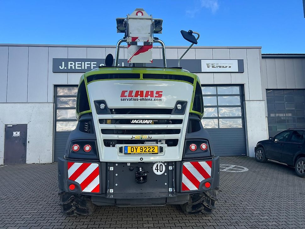 J.Reiff Sarl
Herr Stefan Neukirch - 77 Z.I in den - Комбајн за сточна храна: слика 3 J.Reiff Sarl
Herr Stefan Neukirch - 77 Z.I in den - Комбајн за сточна храна: слика 3