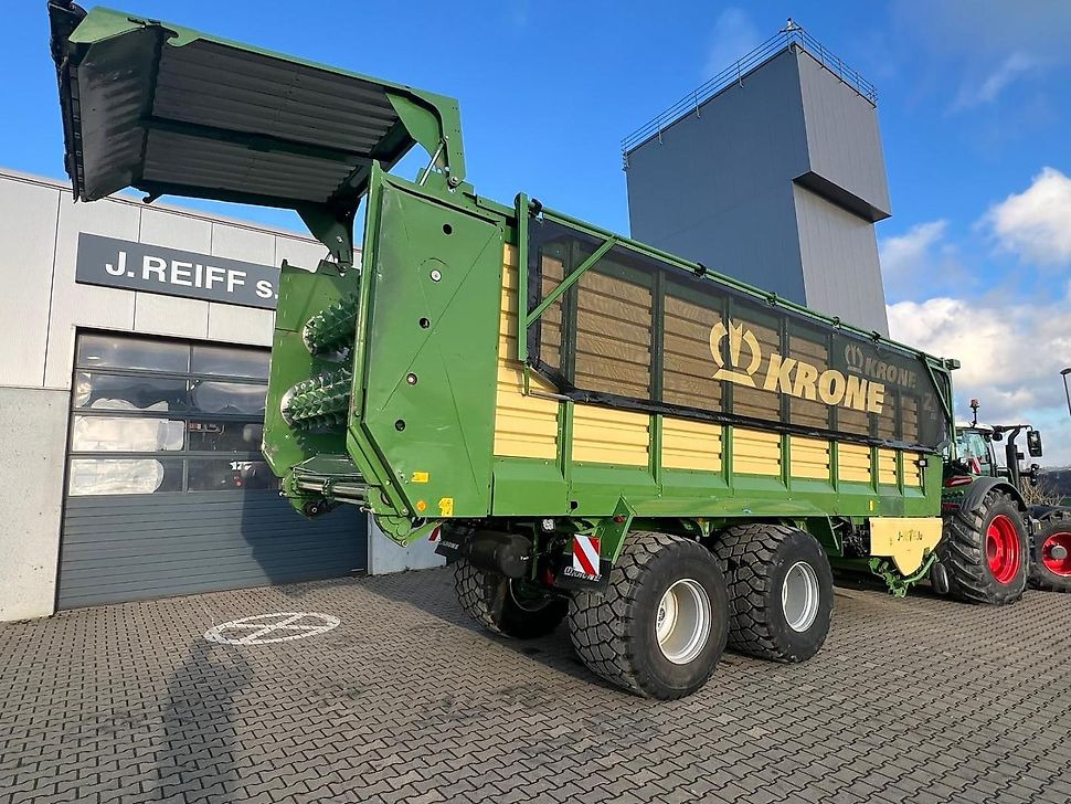 J.Reiff Sarl
Herr Stefan Neukirch - 77 Z.I in den - Автотоварен вагон: слика 4 J.Reiff Sarl
Herr Stefan Neukirch - 77 Z.I in den - Автотоварен вагон: слика 4