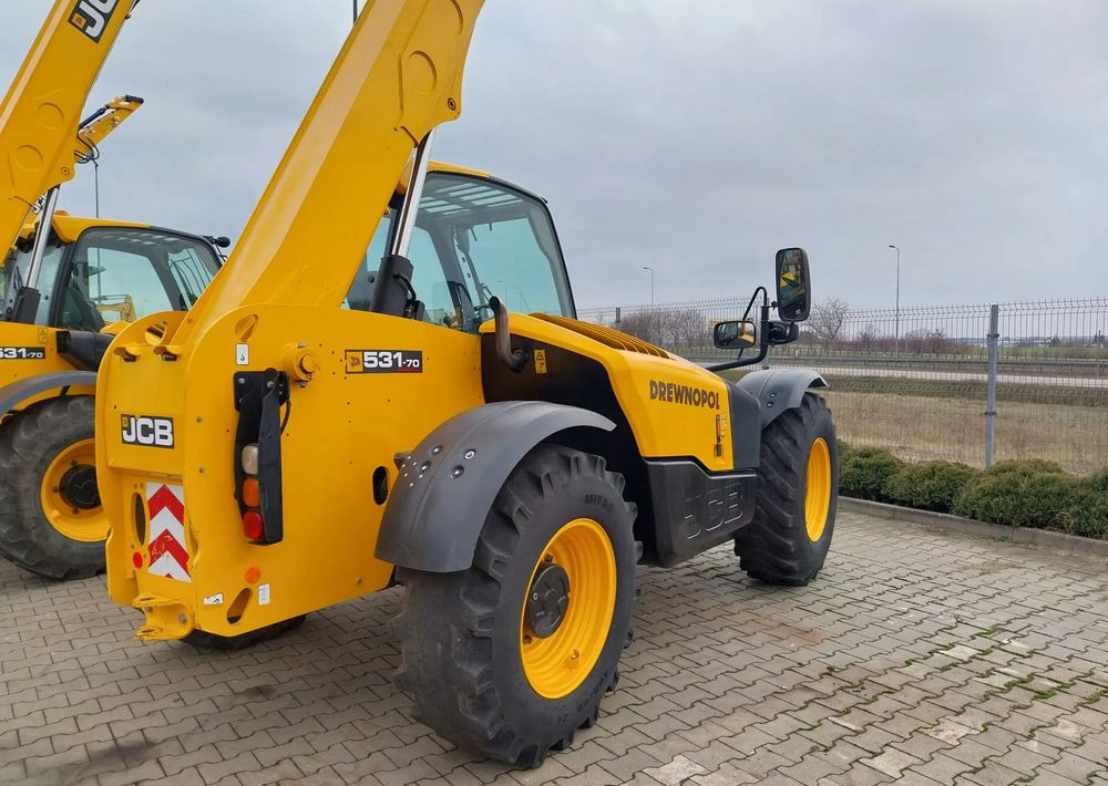 JCB 531-70 Industrial - Телескопски ракувач: слика 4 JCB 531-70 Industrial - Телескопски ракувач: слика 4