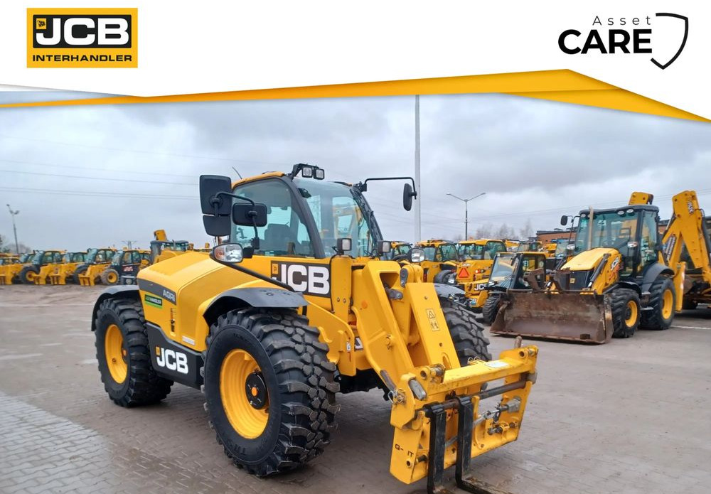 JCB 542-70 Agri - Телескопски ракувач: слика 1 JCB 542-70 Agri - Телескопски ракувач: слика 1