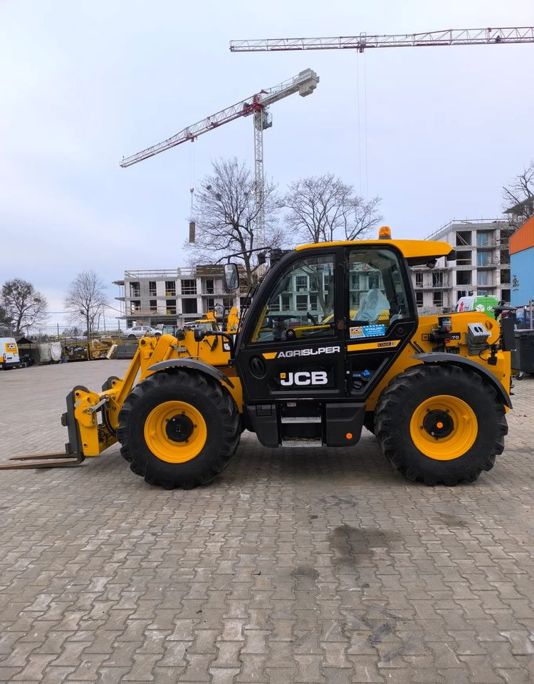 JCB 542-70 Agri Super - Телескопски ракувач: слика 3 JCB 542-70 Agri Super - Телескопски ракувач: слика 3