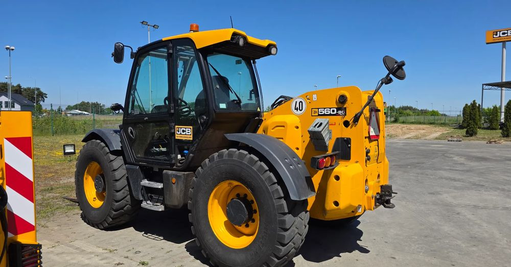 JCB 560-80 Agri Plus - Телескопски ракувач: слика 4 JCB 560-80 Agri Plus - Телескопски ракувач: слика 4