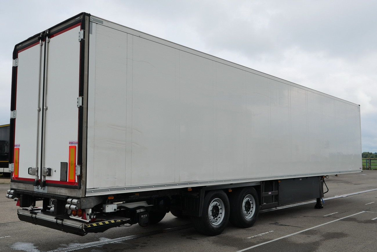 Schmitz Cargobull SKO 18 /BI TEMP / LBW BÄR / FP45 /VECTOR 1950 MT - Полуприколка ладилник: слика 2 Schmitz Cargobull SKO 18 /BI TEMP / LBW BÄR / FP45 /VECTOR 1950 MT - Полуприколка ладилник: слика 2