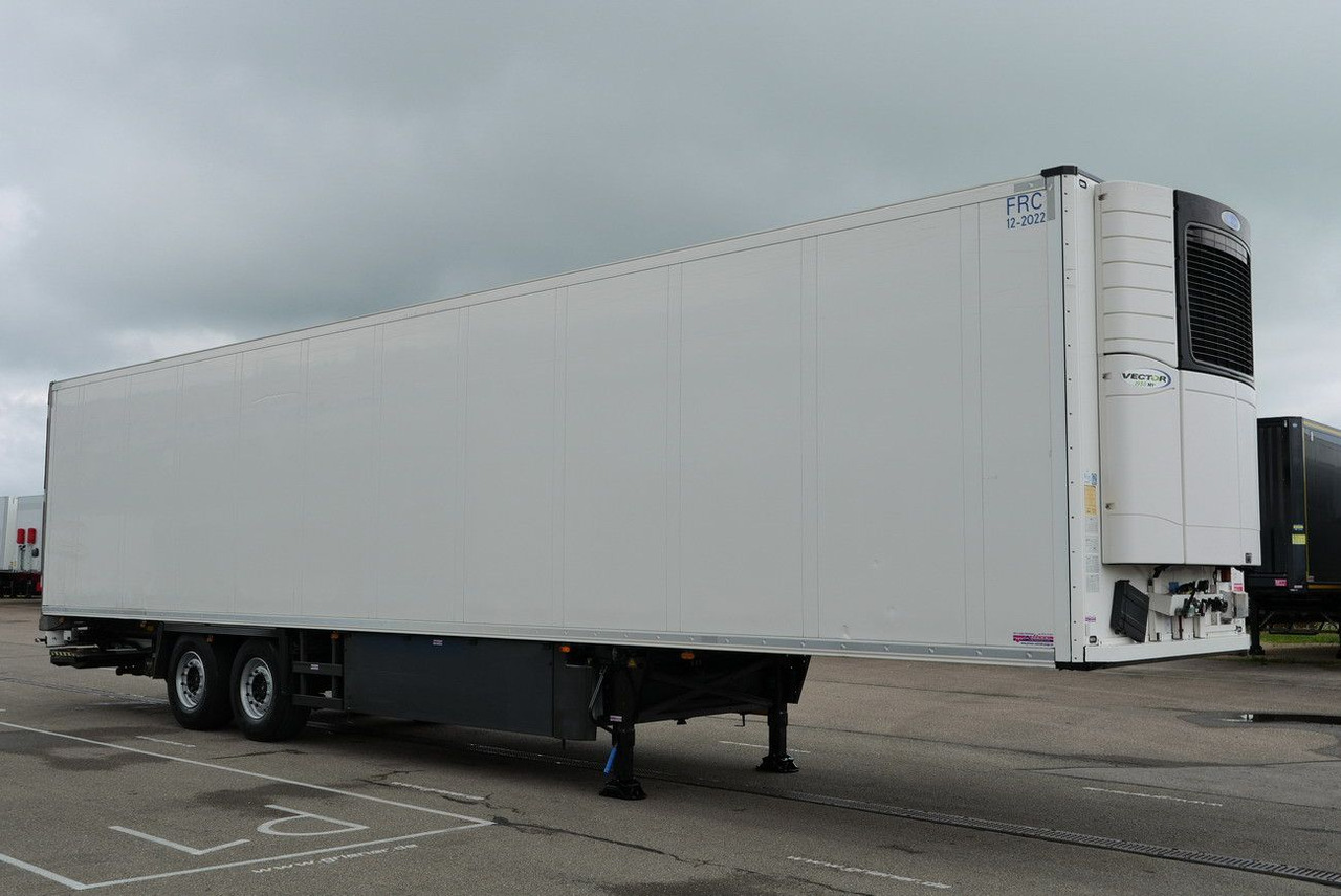 Schmitz Cargobull SKO 18 /BI TEMP / LBW BÄR / FP45 /VECTOR 1950 MT - Полуприколка сандучар: слика 3 Schmitz Cargobull SKO 18 /BI TEMP / LBW BÄR / FP45 /VECTOR 1950 MT - Полуприколка сандучар: слика 3