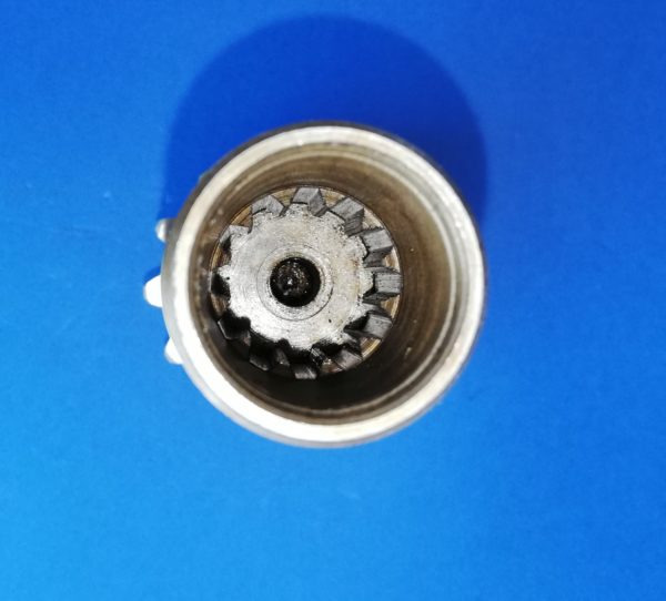 010380A Wałek silnika obrotu Takeuchi TB015, TB15 - Ротационен редуктор за Градежна машина: слика 4 010380A Wałek silnika obrotu Takeuchi TB015, TB15 - Ротационен редуктор за Градежна машина: слика 4