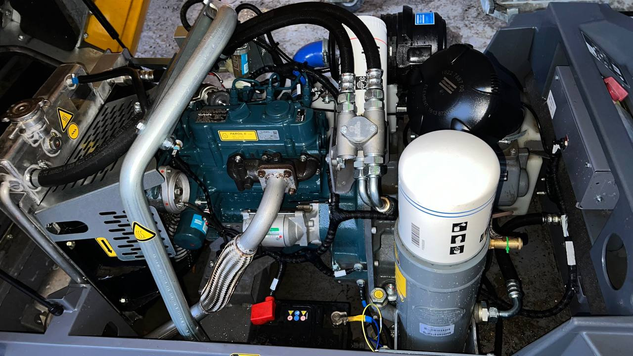 ATLAS Copco XAS48 - Компресор за воздух: слика 2 ATLAS Copco XAS48 - Компресор за воздух: слика 2