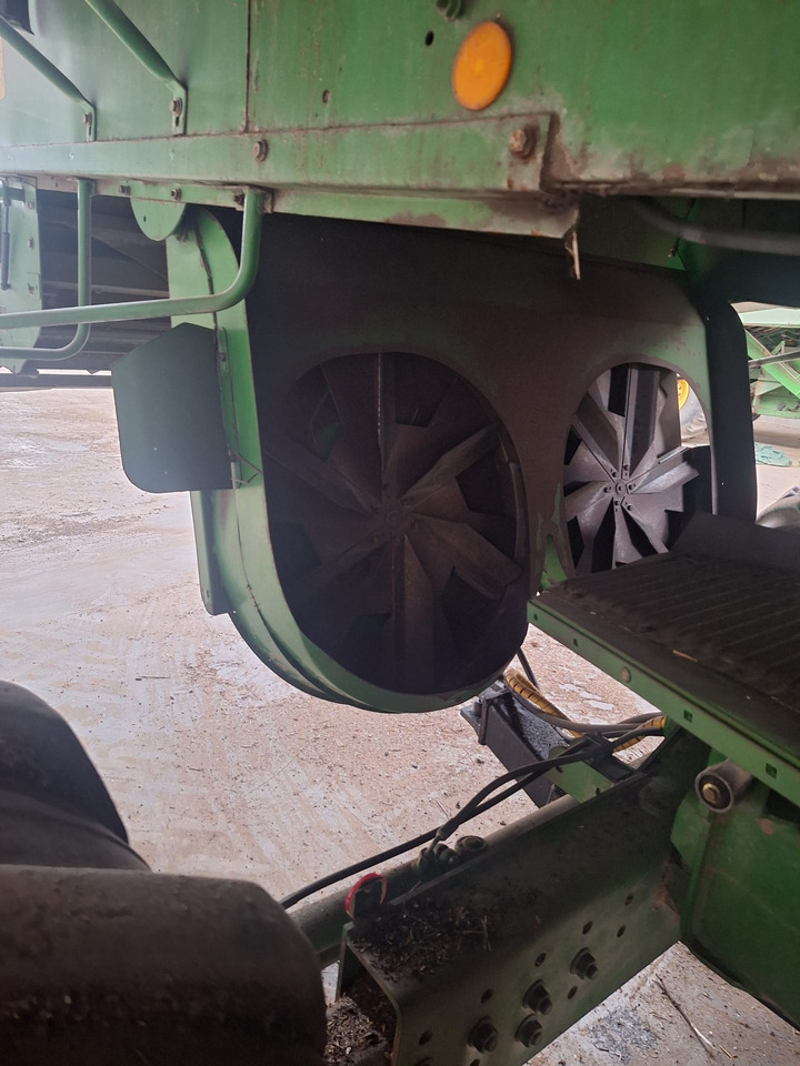 JOHN DEERE T670 - Комбајн: слика 5 JOHN DEERE T670 - Комбајн: слика 5