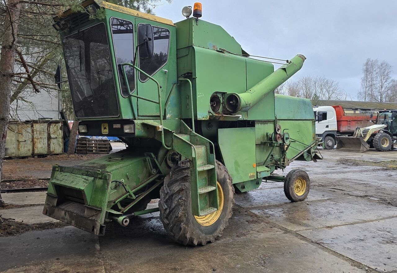 John Deere 955 A1 - Комбајн: слика 1 John Deere 955 A1 - Комбајн: слика 1