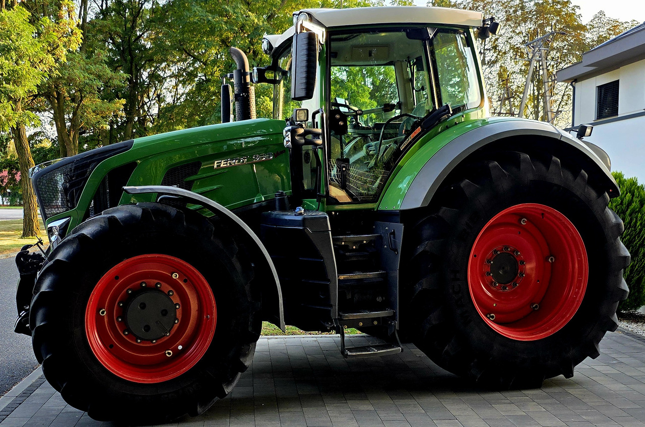 Fendt 933 S4 Profi Plus - Трактор: слика 3 Fendt 933 S4 Profi Plus - Трактор: слика 3