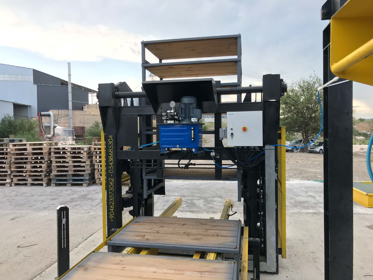 Машина за бетонски блокови Hollow Block Making Machine | PRS-1200 Full Automatic: слика 6 Машина за бетонски блокови Hollow Block Making Machine | PRS-1200 Full Automatic: слика 6