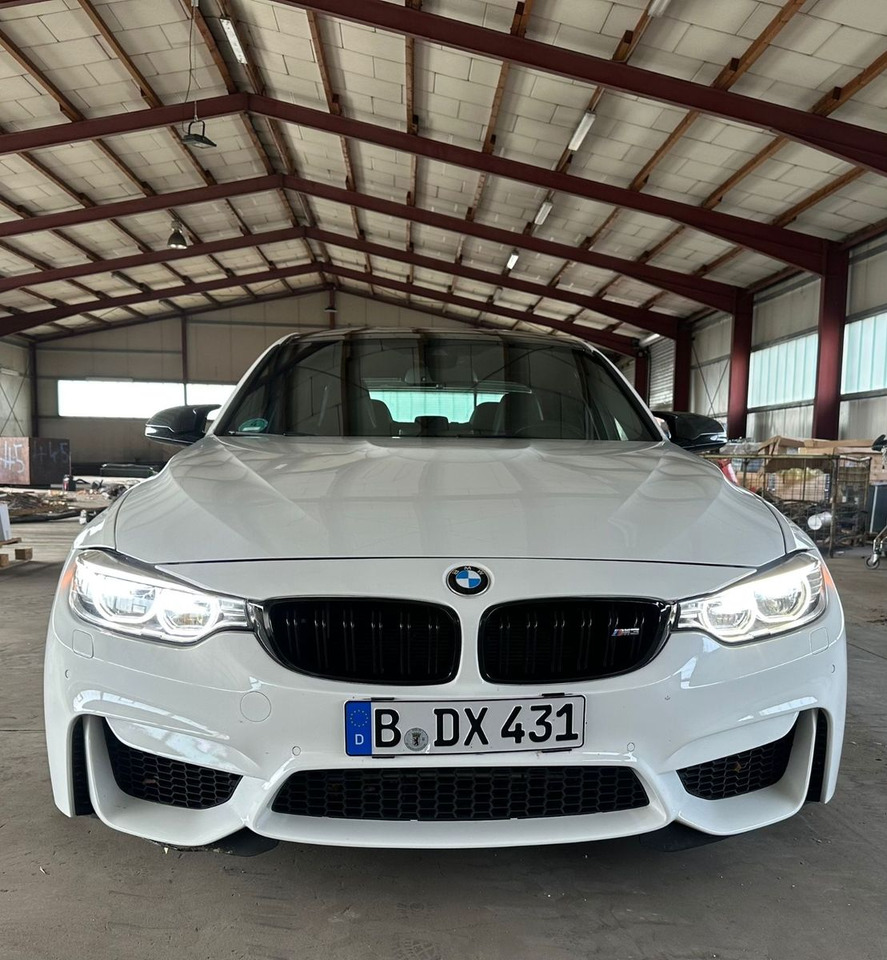 BMW M3 - Седан: слика 1 BMW M3 - Седан: слика 1