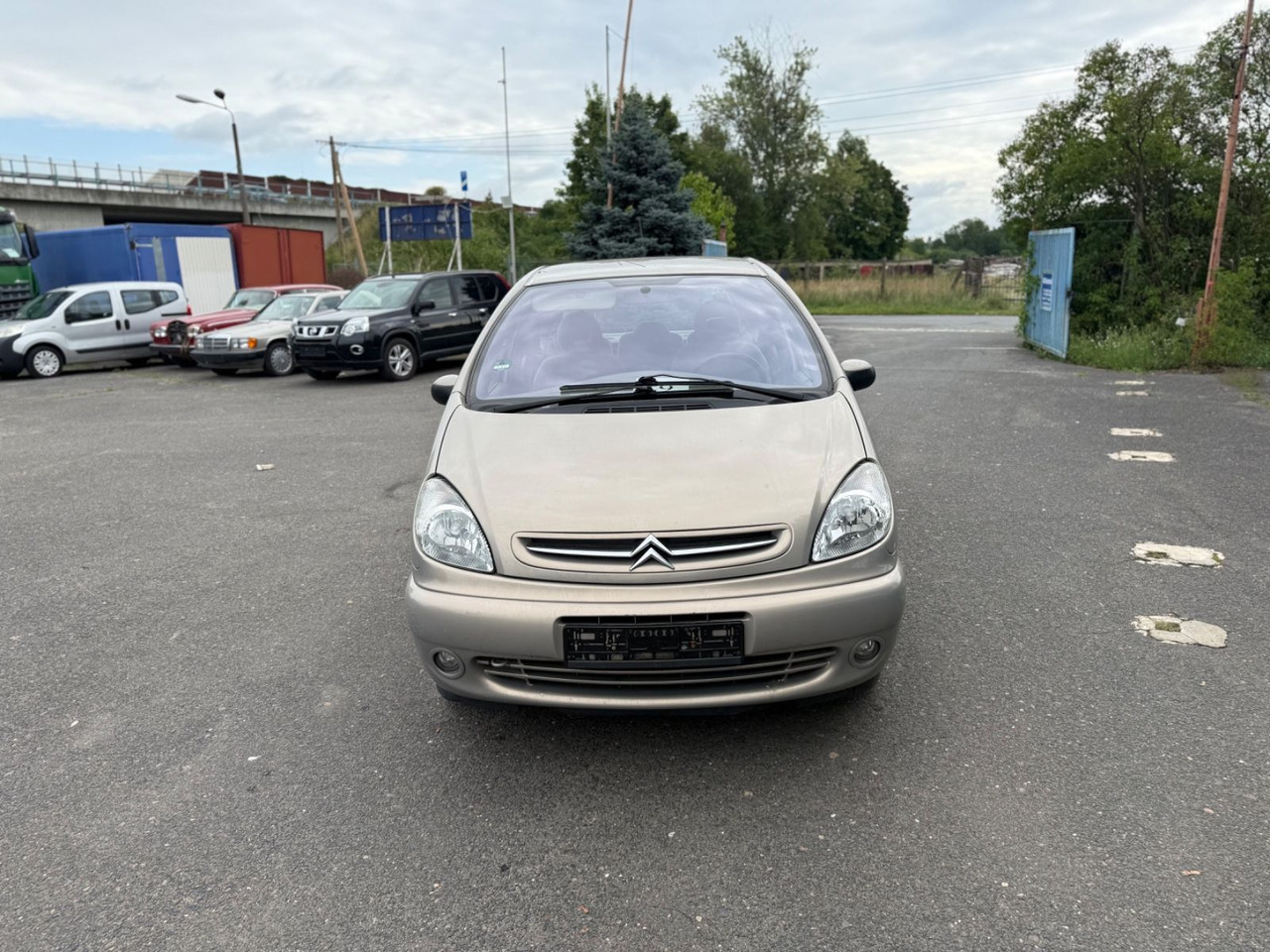 Citroën Xsara Picasso 1.8 16V Exclusive - Седан: слика 1 Citroën Xsara Picasso 1.8 16V Exclusive - Седан: слика 1