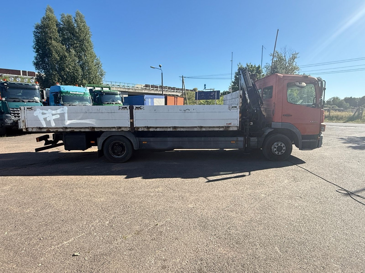 Mercedes-Benz Atego 1223 mit Kran MKG HLK 76 - Камион со платформа, Камион со кран: слика 5 Mercedes-Benz Atego 1223 mit Kran MKG HLK 76 - Камион со платформа, Камион со кран: слика 5
