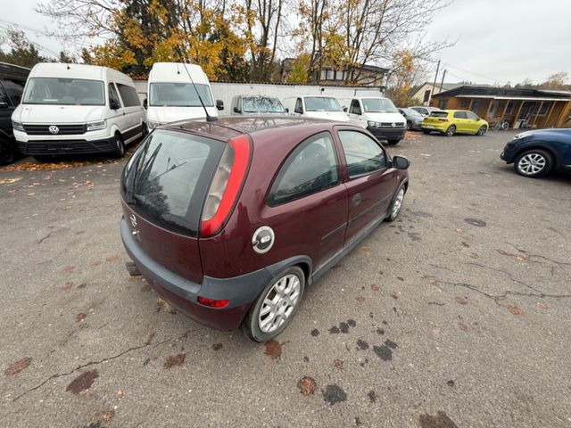 Opel Corsa 1.4 16V Elegance - Седан: слика 4 Opel Corsa 1.4 16V Elegance - Седан: слика 4