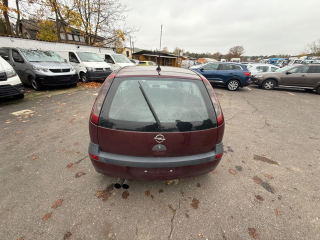 Opel Corsa 1.4 16V Elegance - Седан: слика 5 Opel Corsa 1.4 16V Elegance - Седан: слика 5