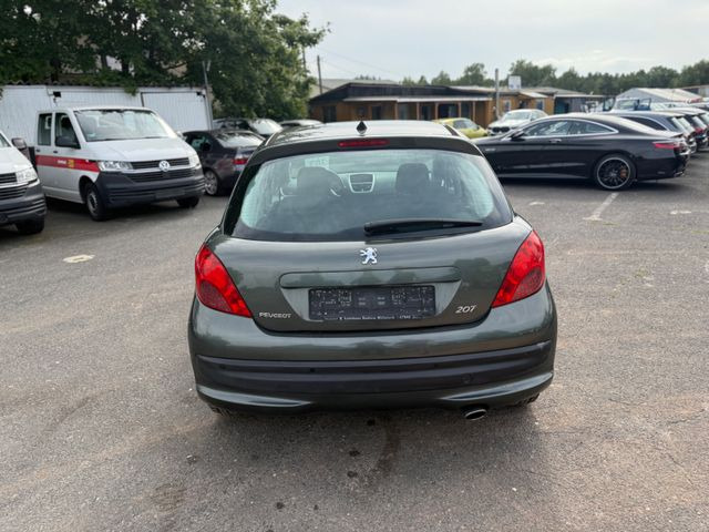 Peugeot 207 Sport Automatik - Седан: слика 5 Peugeot 207 Sport Automatik - Седан: слика 5