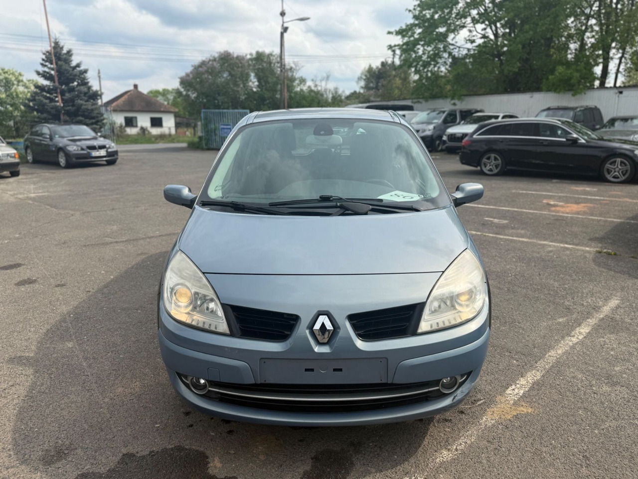 Renault Scenic - Патничко комбе: слика 1 Renault Scenic - Патничко комбе: слика 1
