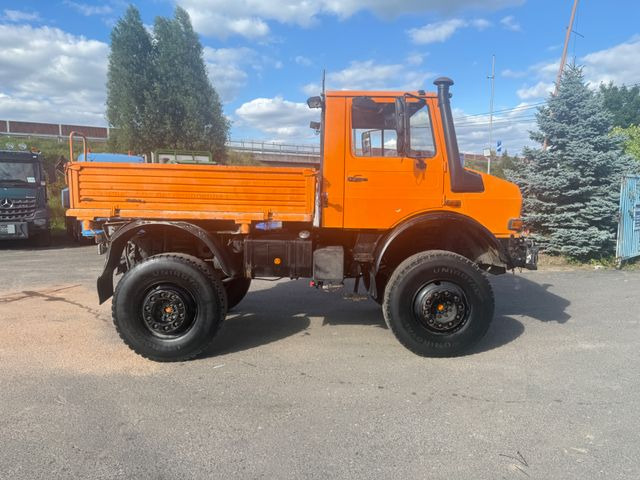 Unimog 2100 4x4 - Камион со платформа: слика 5 Unimog 2100 4x4 - Камион со платформа: слика 5