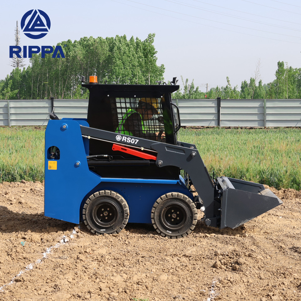 Rippa RS07 Compact Loader | 24.4hp Kubota Power | High Flow Dual Pump | Comfortable A/C Cabin - Компактен натоварувач: слика 4 Rippa RS07 Compact Loader | 24.4hp Kubota Power | High Flow Dual Pump | Comfortable A/C Cabin - Компактен натоварувач: слика 4