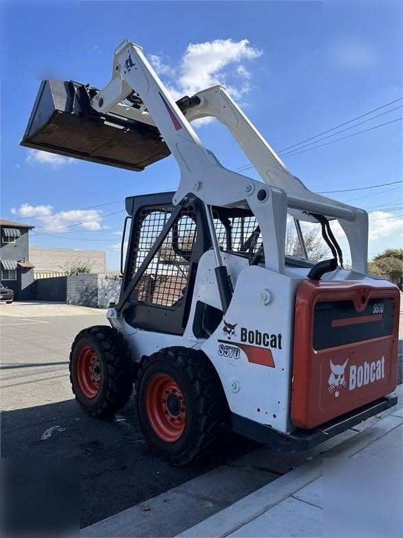 BOBCAT S590 - Компактен натоварувач: слика 2 BOBCAT S590 - Компактен натоварувач: слика 2