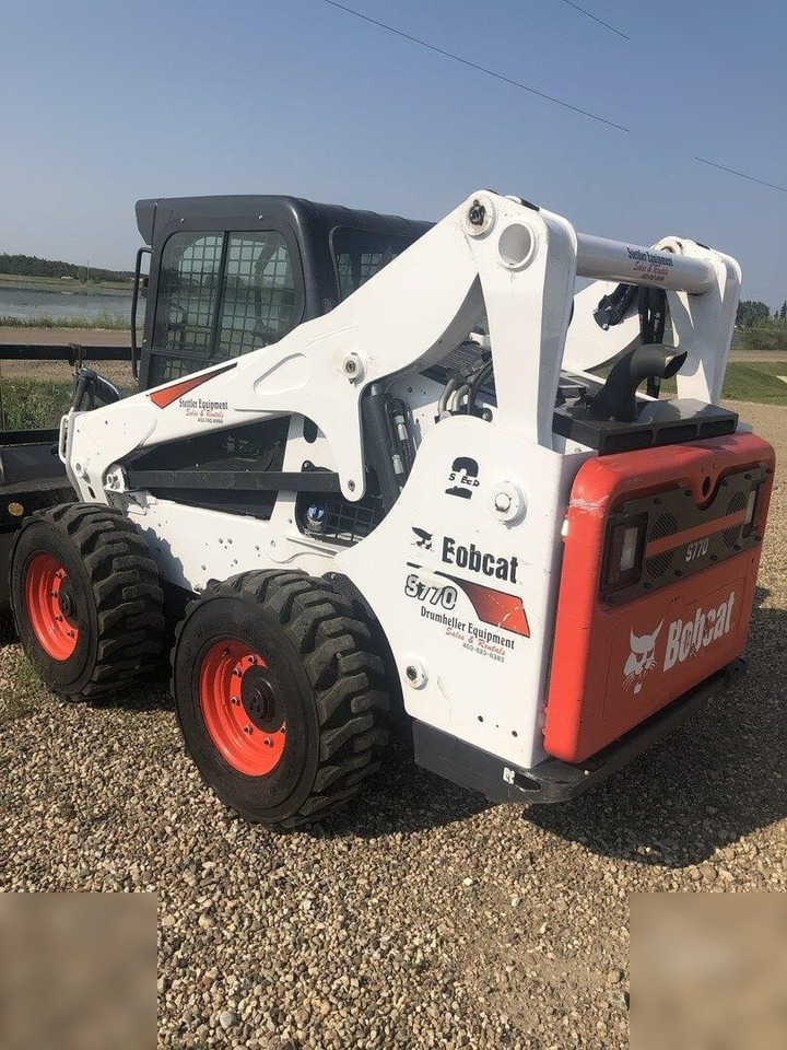 BOBCAT S770 - Компактен натоварувач: слика 1 BOBCAT S770 - Компактен натоварувач: слика 1