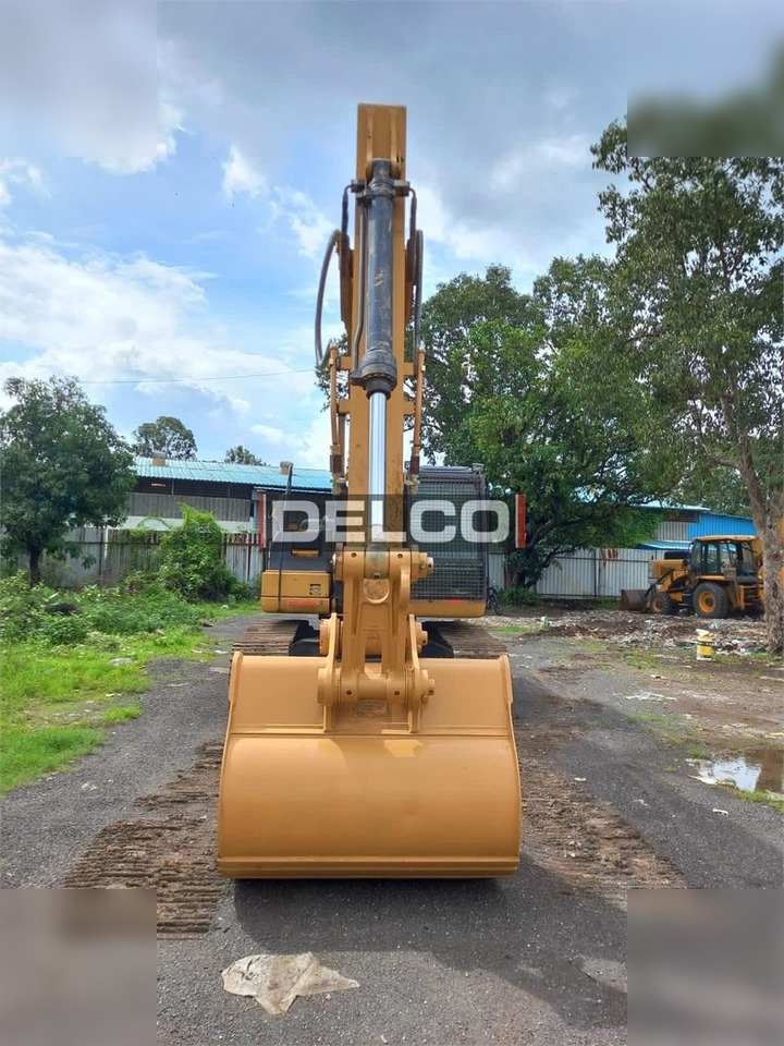 Нов Багер гасеничар CATERPILLAR 323D3: слика 13