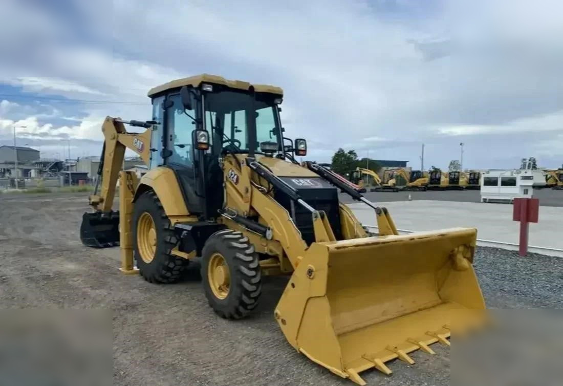 CATERPILLAR 424 - Ровокопач: слика 2 CATERPILLAR 424 - Ровокопач: слика 2