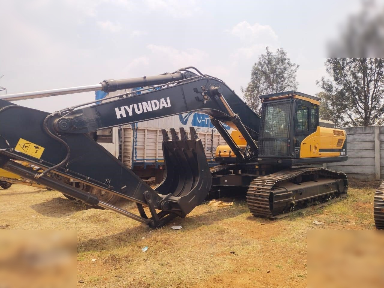 HYUNDAI HX380L - Багер гасеничар: слика 2 HYUNDAI HX380L - Багер гасеничар: слика 2
