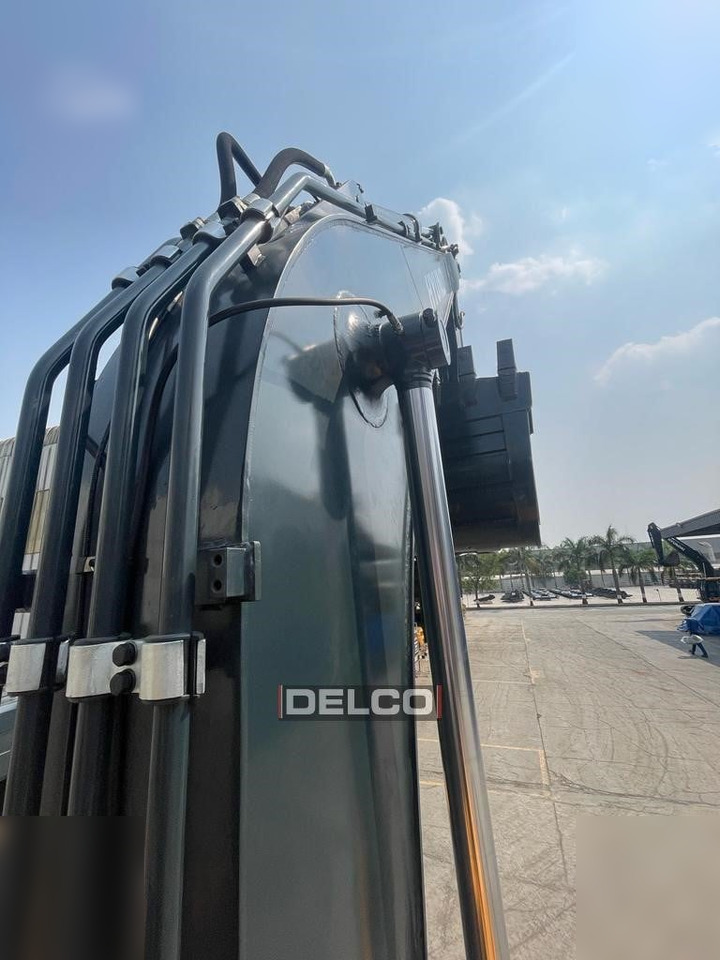 HYUNDAI ROBEX 215L SMART - Багер гасеничар: слика 4 HYUNDAI ROBEX 215L SMART - Багер гасеничар: слика 4