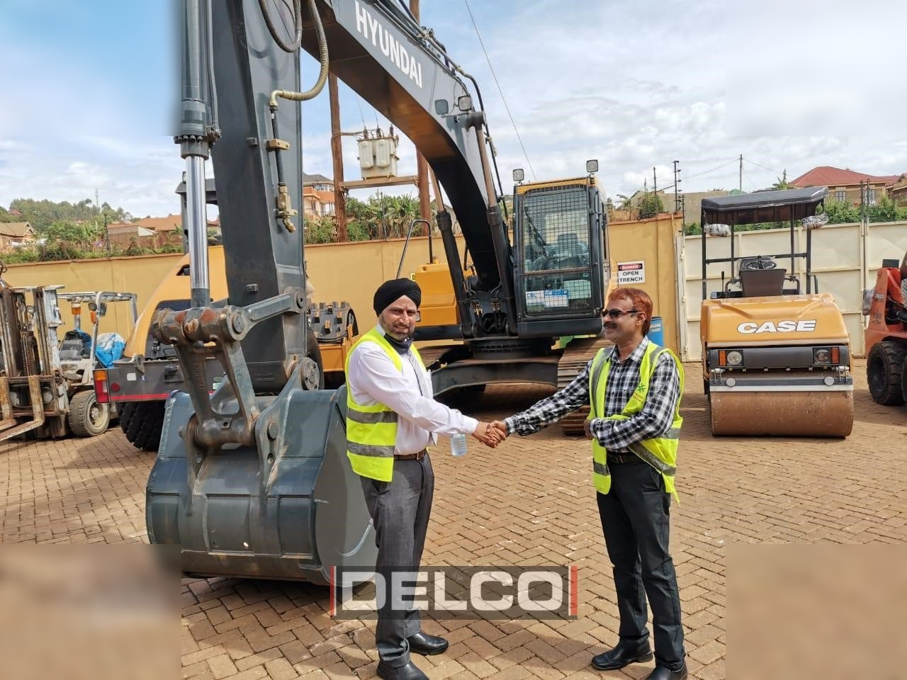 HYUNDAI ROBEX 340L SMART - Багер гасеничар: слика 2 HYUNDAI ROBEX 340L SMART - Багер гасеничар: слика 2