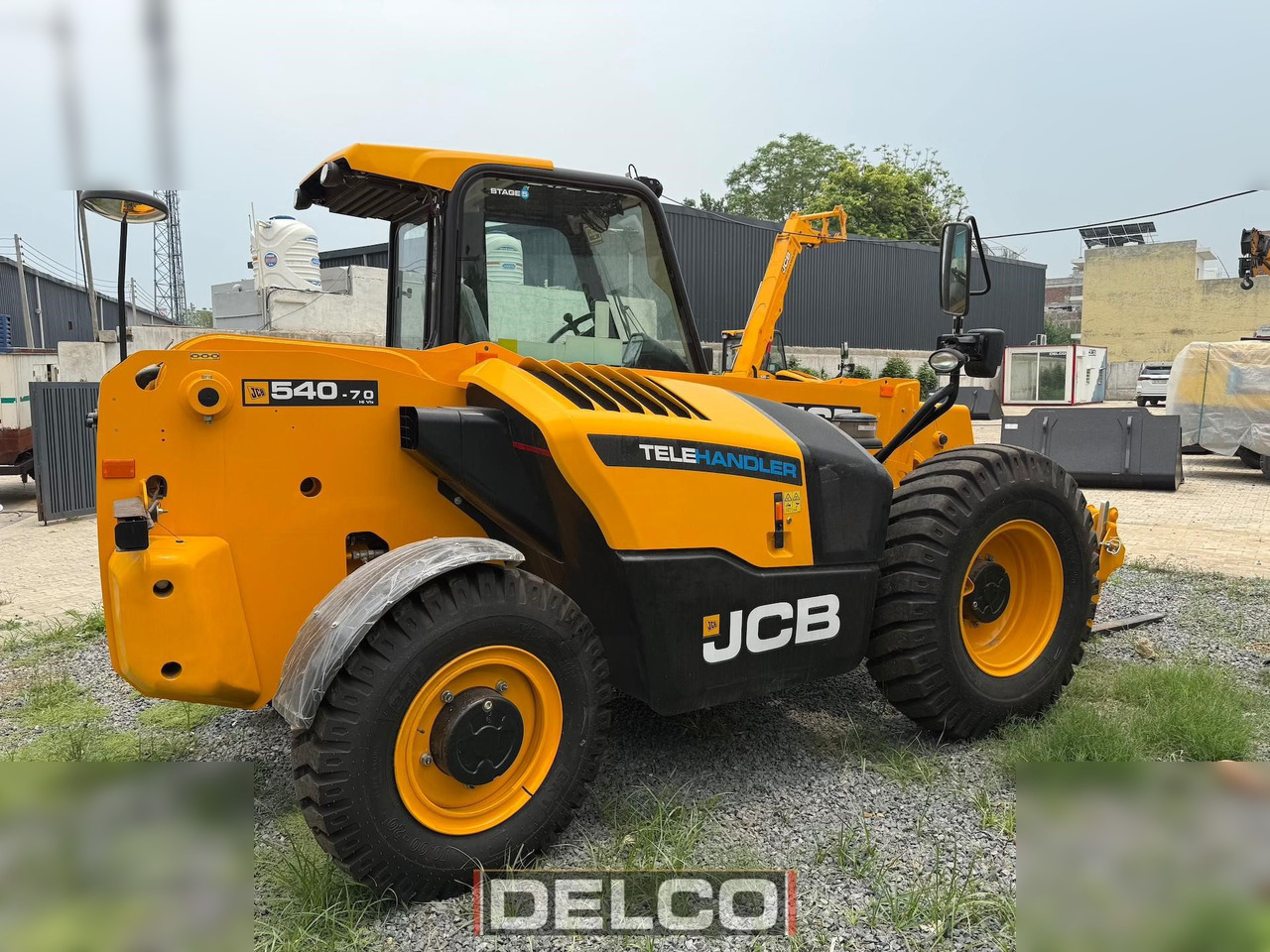 Нов Телескопски ракувач JCB 540-70: слика 6