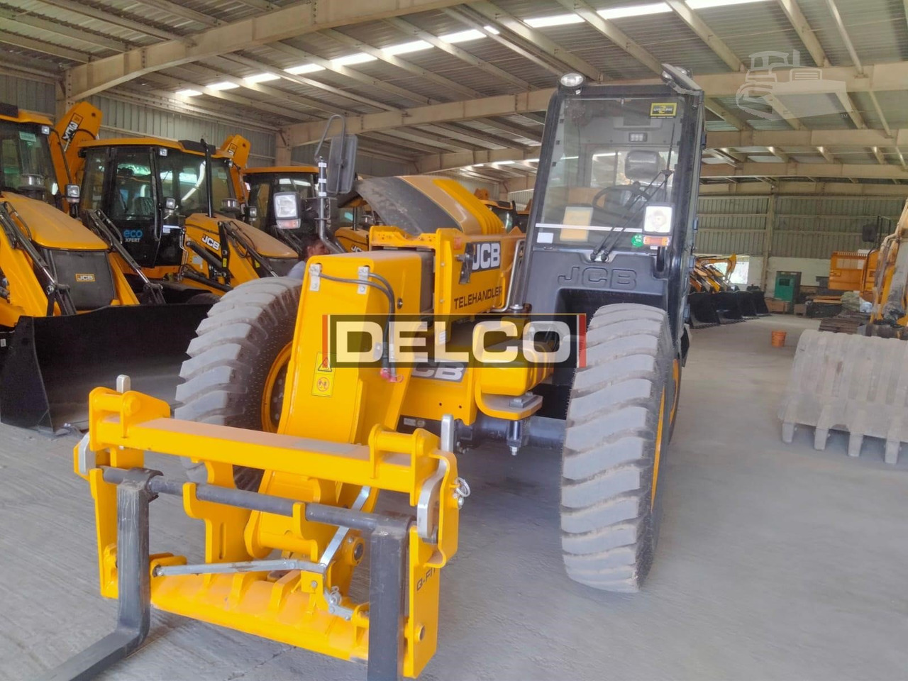 JCB 540-70 - Телескопски ракувач: слика 4 JCB 540-70 - Телескопски ракувач: слика 4