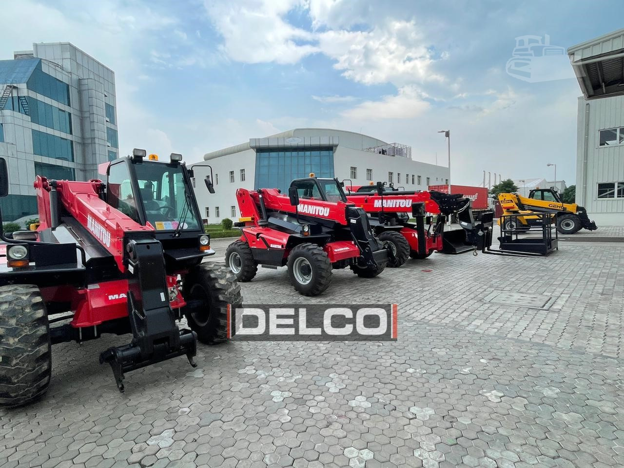 MANITOU MT1740SLT - Телескопски ракувач: слика 3 MANITOU MT1740SLT - Телескопски ракувач: слика 3