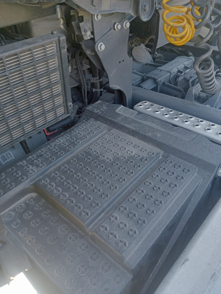 Камион влекач SCANIA S520 A4X2NB: слика 8