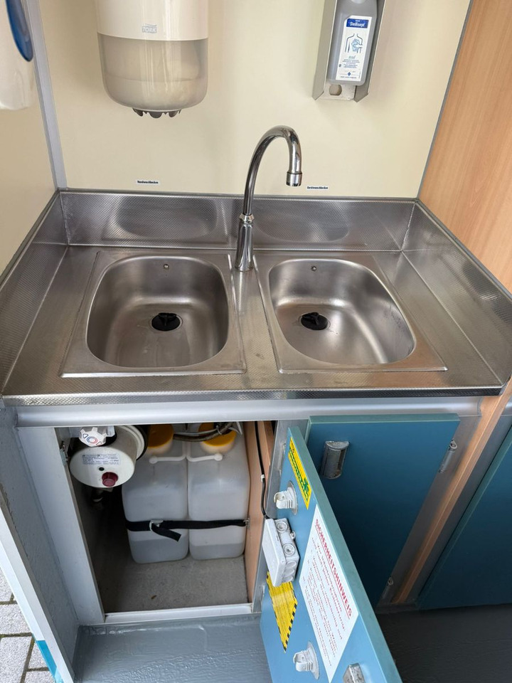 Renault Borco Höhns Fischmobil - Камион за продажба на добра: слика 5 Renault Borco Höhns Fischmobil - Камион за продажба на добра: слика 5