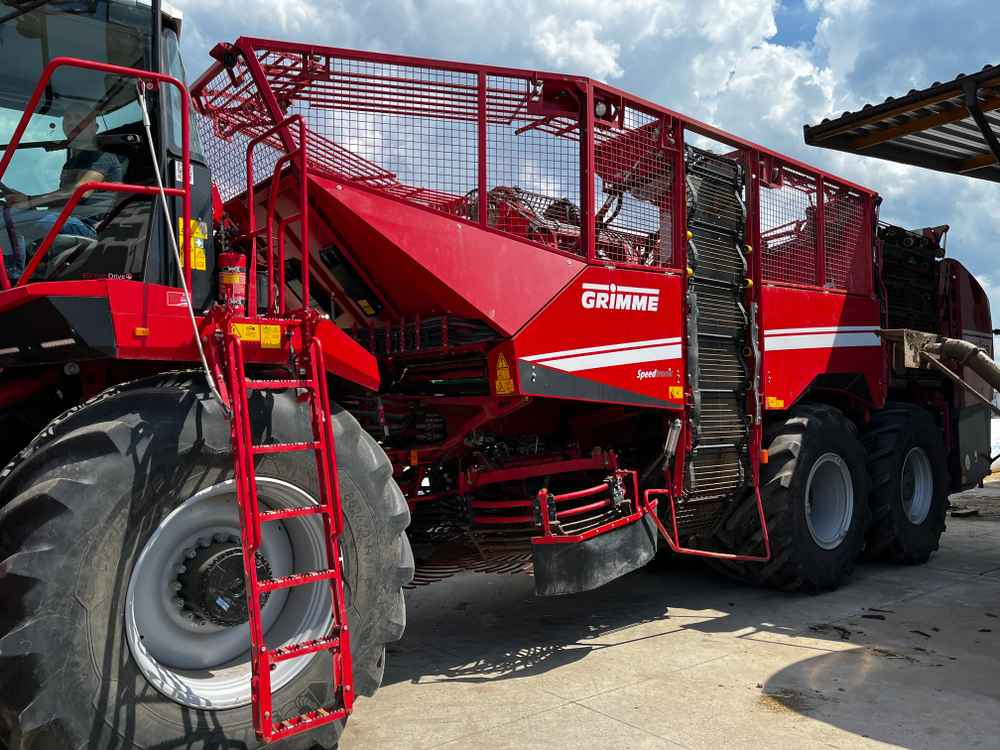 Grimme REXOR 6300 Platinum - Жнеач за репка: слика 3 Grimme REXOR 6300 Platinum - Жнеач за репка: слика 3