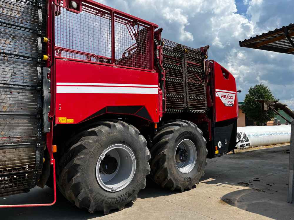 Grimme REXOR 6300 Platinum - Жнеач за репка: слика 3 Grimme REXOR 6300 Platinum - Жнеач за репка: слика 3