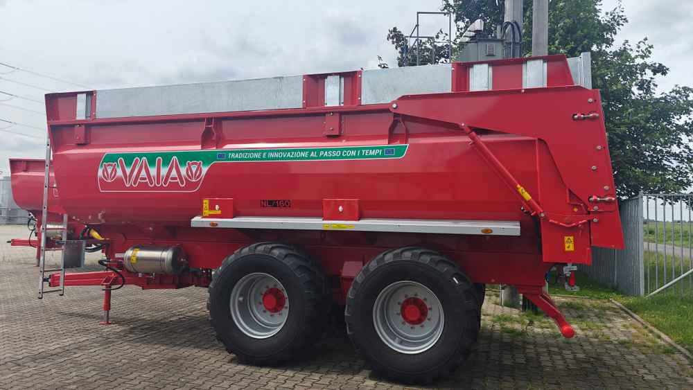 VAIA NL160 (2 axle trailer) - Превртувачка опрема: слика 1 VAIA NL160 (2 axle trailer) - Превртувачка опрема: слика 1