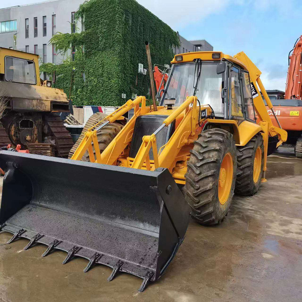 JCB 4CX - Ровокопач: слика 1 JCB 4CX - Ровокопач: слика 1
