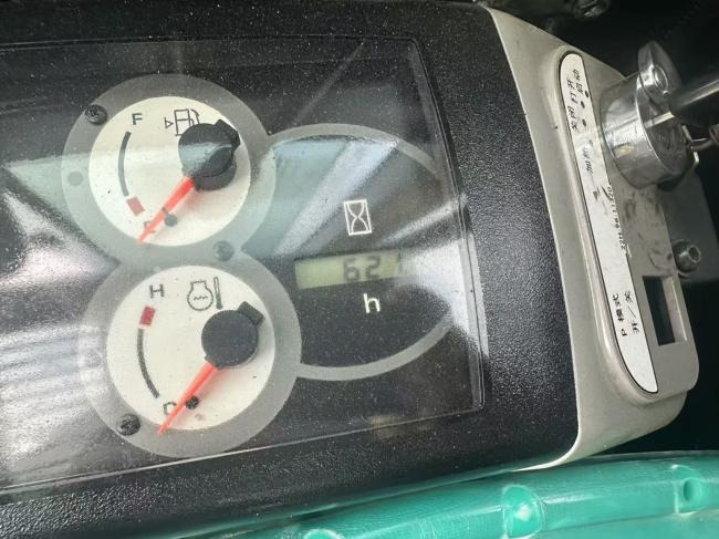 Komatsu PC56 - Мини багер: слика 2 Komatsu PC56 - Мини багер: слика 2