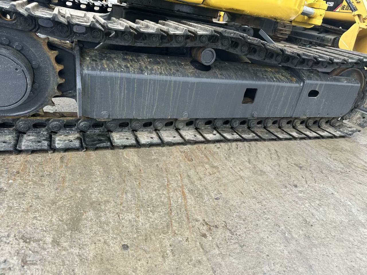 Komatsu pc35MR - Мини багер: слика 2 Komatsu pc35MR - Мини багер: слика 2