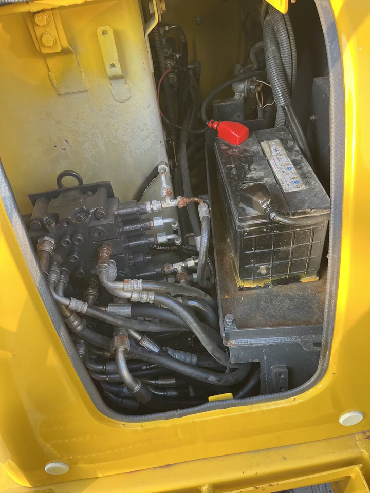 Komatsu PC56 - Мини багер: слика 5 Komatsu PC56 - Мини багер: слика 5