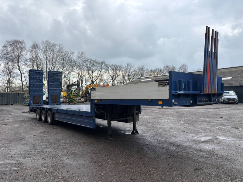 Broshuis Lowloader tieflader 3 assen leaf spring, laadklep - Полуприколка за низок утовар: слика 4 Broshuis Lowloader tieflader 3 assen leaf spring, laadklep - Полуприколка за низок утовар: слика 4