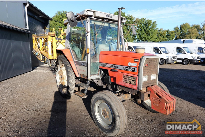 Massey Ferguson 3050 NL tractor 2wd met Dubex 21 meter spuit - Трактор: слика 4 Massey Ferguson 3050 NL tractor 2wd met Dubex 21 meter spuit - Трактор: слика 4