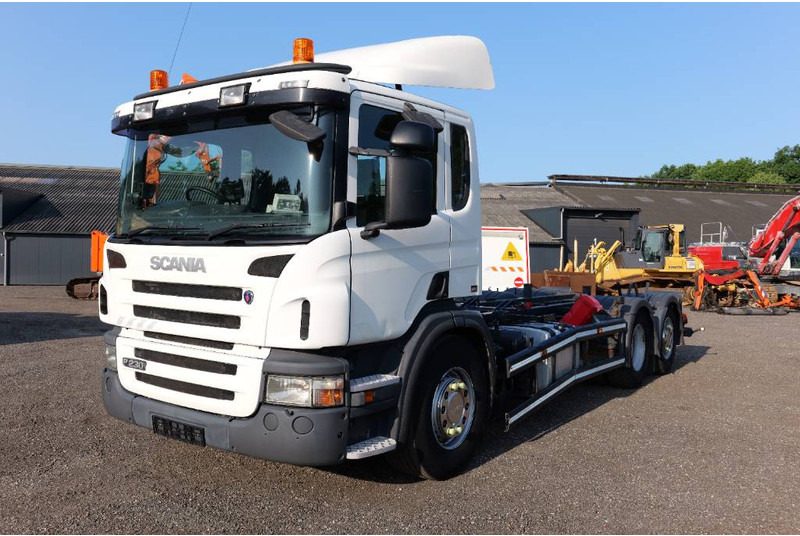 Scania P 230 Euro 5 6x2*4 TOP!! Retarder right hand steer - Камион со кабинска шасија: слика 1 Scania P 230 Euro 5 6x2*4 TOP!! Retarder right hand steer - Камион со кабинска шасија: слика 1