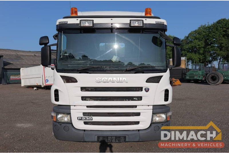 Scania P230 P 230 Euro 5 6x2*4 TOP!! Retarder right hand steer - Камион со кабинска шасија: слика 3 Scania P230 P 230 Euro 5 6x2*4 TOP!! Retarder right hand steer - Камион со кабинска шасија: слика 3