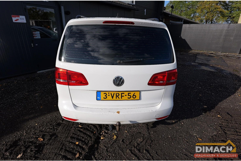 Volkswagen Touran VAN 1.6 TDI 77 KW AUT Volkswagen Touran grijs kenteken DSG automaat diesel - Мало комбе: слика 3 Volkswagen Touran VAN 1.6 TDI 77 KW AUT Volkswagen Touran grijs kenteken DSG automaat diesel - Мало комбе: слика 3