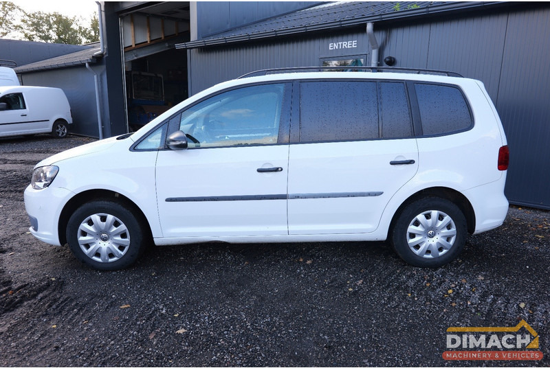 Volkswagen Touran VAN 1.6 TDI 77 KW AUT Volkswagen Touran grijs kenteken DSG automaat diesel - Мало комбе: слика 5 Volkswagen Touran VAN 1.6 TDI 77 KW AUT Volkswagen Touran grijs kenteken DSG automaat diesel - Мало комбе: слика 5